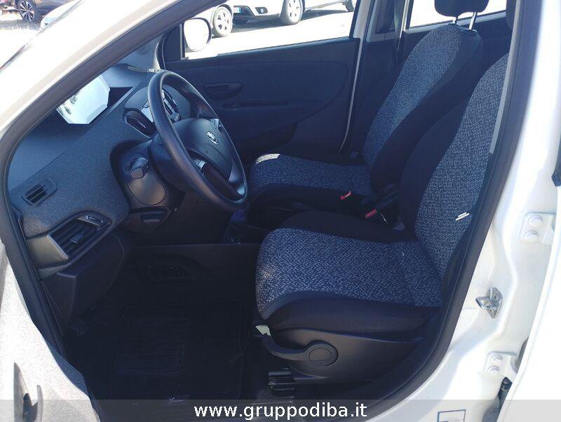 Lancia Ypsilon Ypsilon 1.0 firefly hybrid Silver s&s 70cv 5p.ti- Gruppo Diba