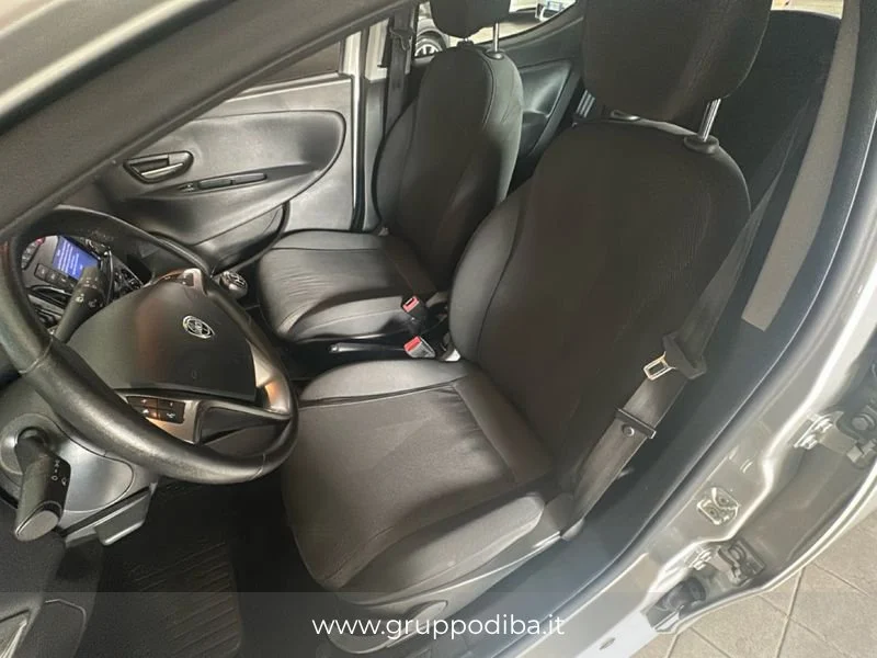 Lancia Ypsilon Ypsilon 1.2 Gold s&s 69cv my19- Gruppo Diba