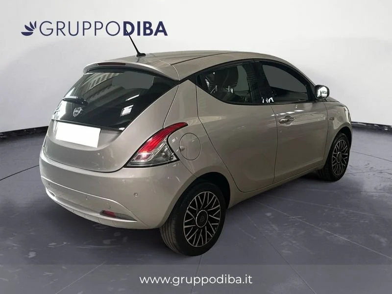 Lancia Ypsilon Ypsilon 1.2 Gold s&s 69cv my19- Gruppo Diba