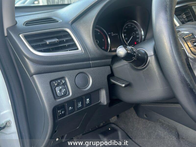 Mitsubishi L200 L200 d.cab 2.3d Invite Connect 4wd 150cv- Gruppo Diba