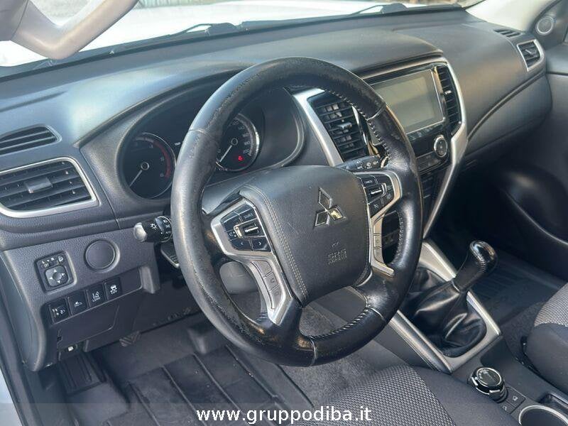 Mitsubishi L200 L200 d.cab 2.3d Invite Connect 4wd 150cv- Gruppo Diba