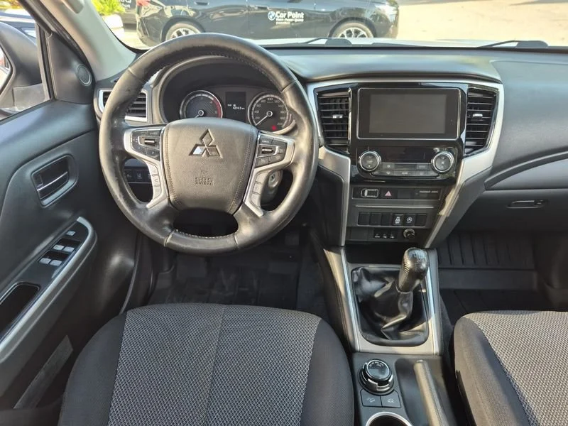 Mitsubishi L200 L200 d.cab 2.3d Invite Connect 4wd 150cv- Gruppo Diba