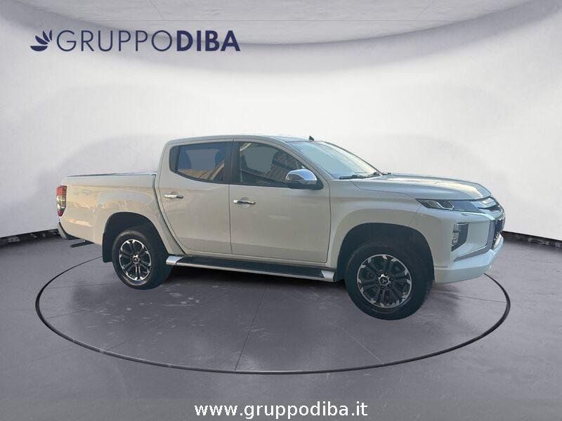 Mitsubishi L200 L200 d.cab 2.3d Invite Connect 4wd 150cv- Gruppo Diba
