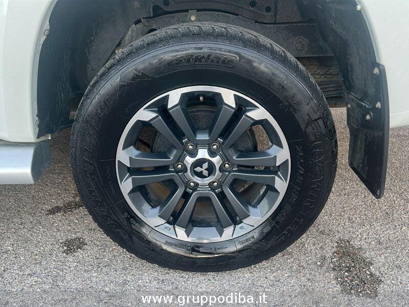Mitsubishi L200 L200 d.cab 2.3d Invite Connect 4wd 150cv- Gruppo Diba