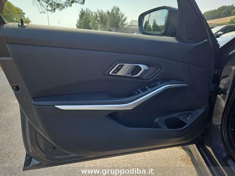 BMW Serie 3 Touring 318d Touring Business Advantage auto- Gruppo Diba
