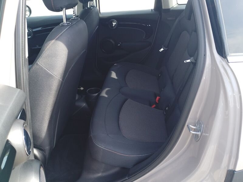 MINI 5 Porte Mini 5p 1.5 Cooper Camden auto- Gruppo Diba
