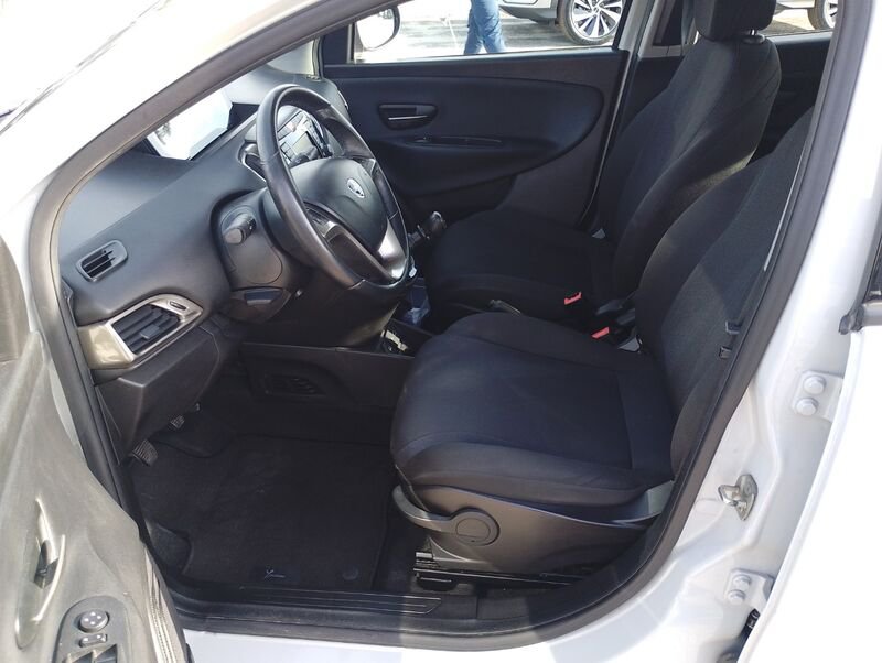 Lancia Ypsilon Ypsilon 1.2 Gold ecochic Gpl 69cv my19- Gruppo Diba