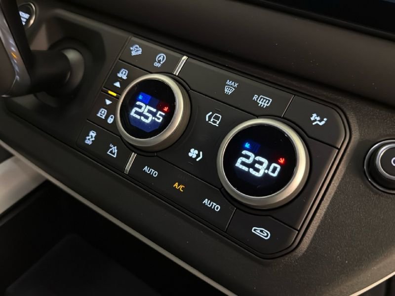 Land Rover Defender Defender 110 3.0d i6 mhev X-Dynamic SE awd 200cv a- Gruppo Diba