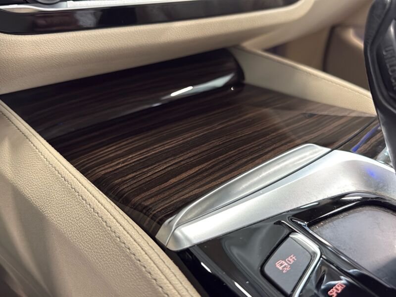 BMW Serie 5 Berlina 540i xdrive Luxury auto- Gruppo Diba