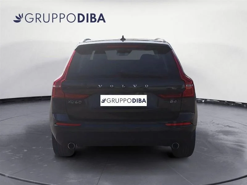 Volvo XC60 XC60 2.0 b4 Momentum Pro awd auto- Gruppo Diba