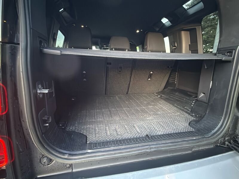 Land Rover Defender Defender 110 3.0d i6 mhev SE awd 200cv auto- Gruppo Diba