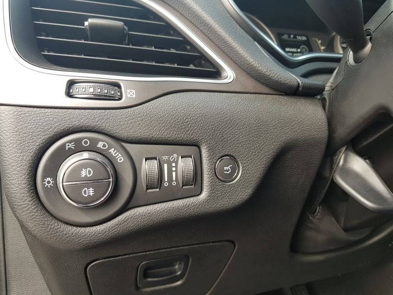 Jeep Cherokee CHEROKEE 2.2 MJT LONGITUDE- Gruppo Diba