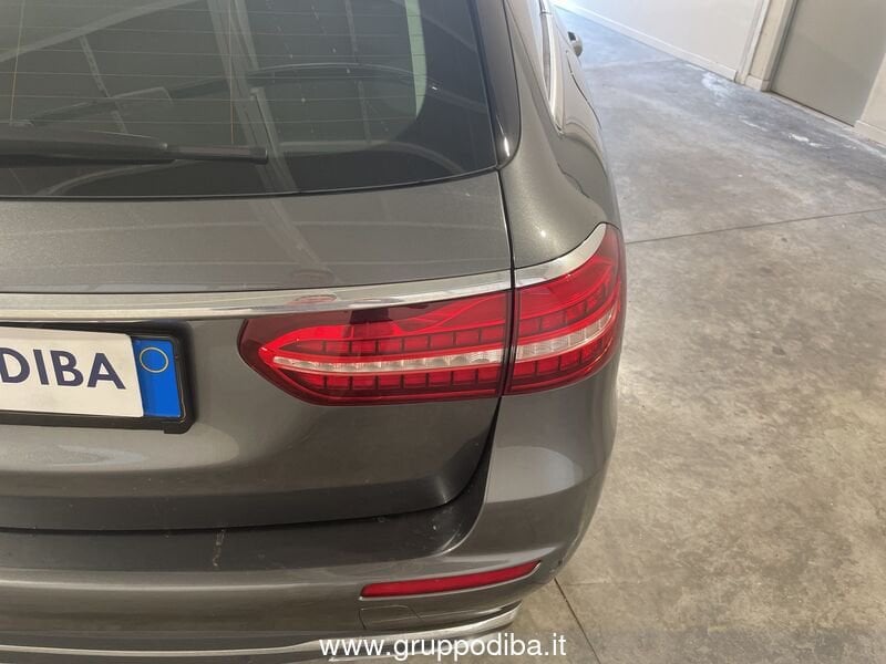 Mercedes-Benz Classe E Station Wagon E SW 200 d Sport auto my20- Gruppo Diba