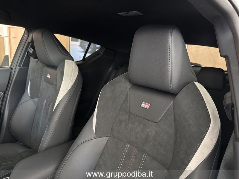 Toyota C-HR GR C-HR 2.0H GR-S MY23- Gruppo Diba