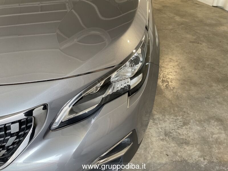 Peugeot 3008 3008 1.2 puretech t Active s&s 130cv- Gruppo Diba