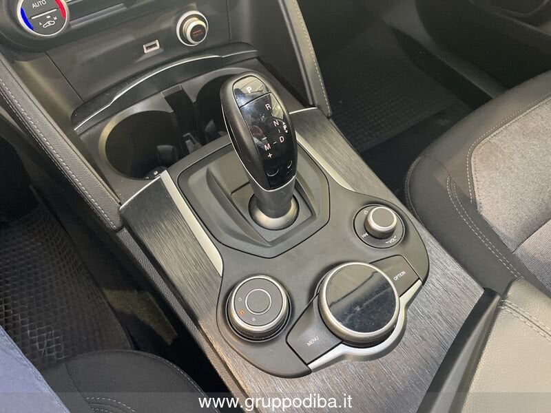 Alfa Romeo Stelvio Stelvio 2.2 t B-Tech Q4 190cv auto- Gruppo Diba