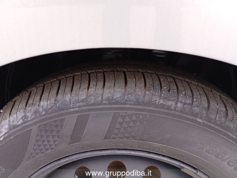 MG 3 1.5L HEV Standard SILVER- Gruppo Diba