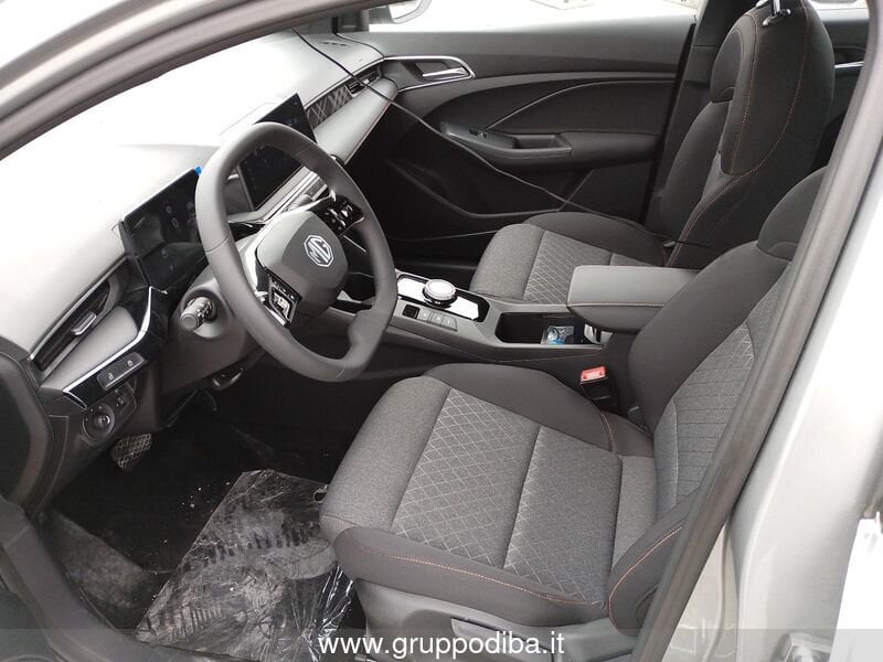 MG 3 1.5L HEV Standard SILVER- Gruppo Diba