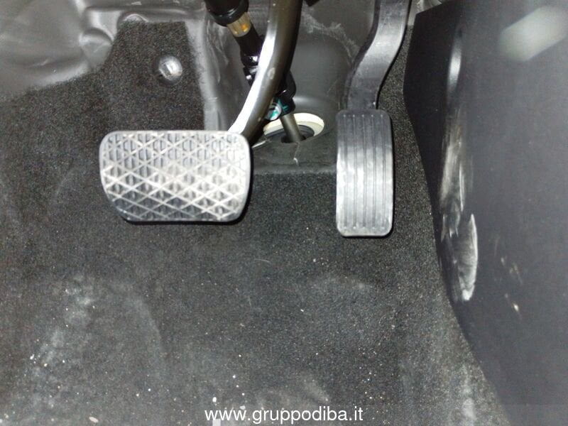 MG 3 1.5L HEV Standard SILVER- Gruppo Diba