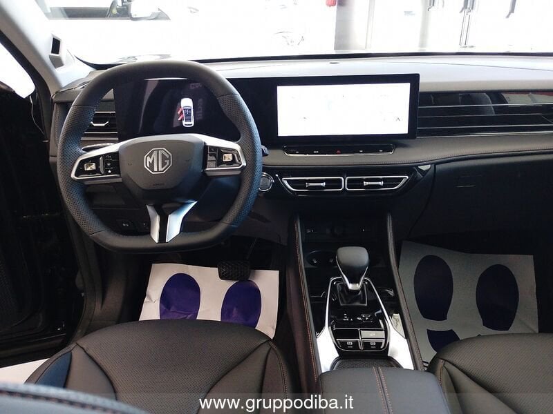 MG HS Nuova HS 1.5T DCT LUX Black Dark- Gruppo Diba
