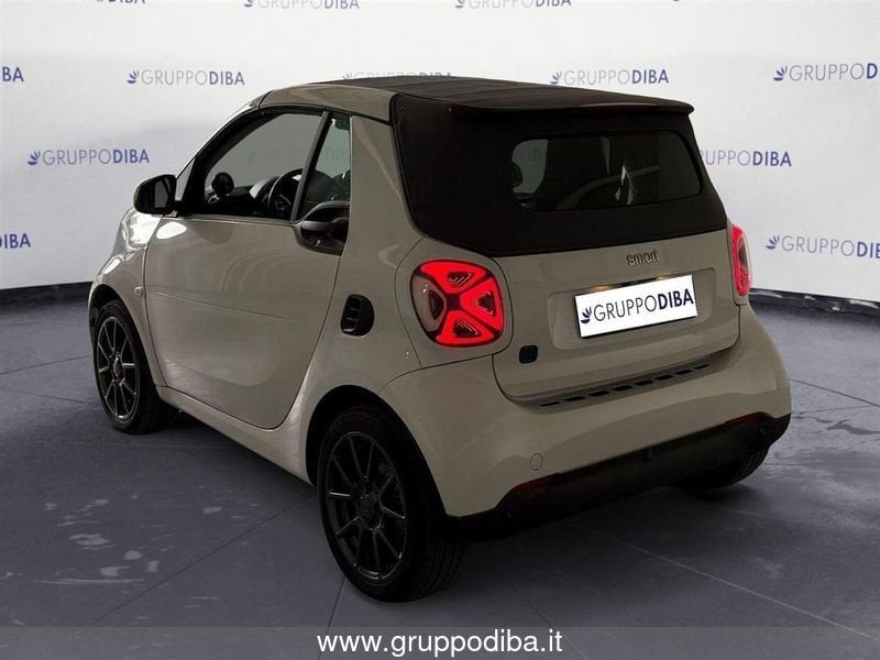 smart EQ Fortwo Cabrio Fortwo Cabrio eq suitegrey-white 22kW- Gruppo Diba