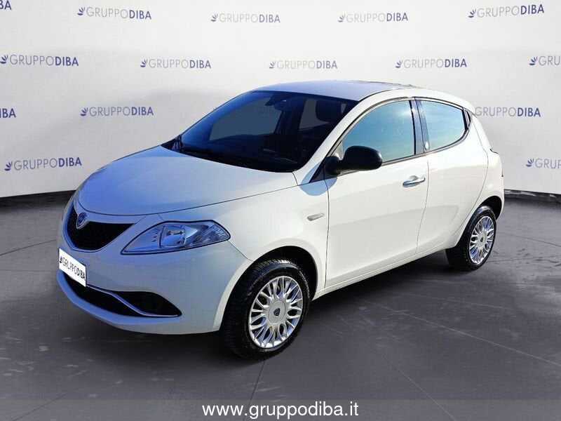Lancia Ypsilon Ypsilon 0.9 t.air Silver ecochic metano 80cv- Gruppo Diba