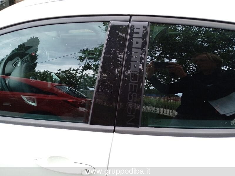Lancia Ypsilon Ypsilon 0.9 t.air S MomoDesign s&s 85cv dfn E6- Gruppo Diba