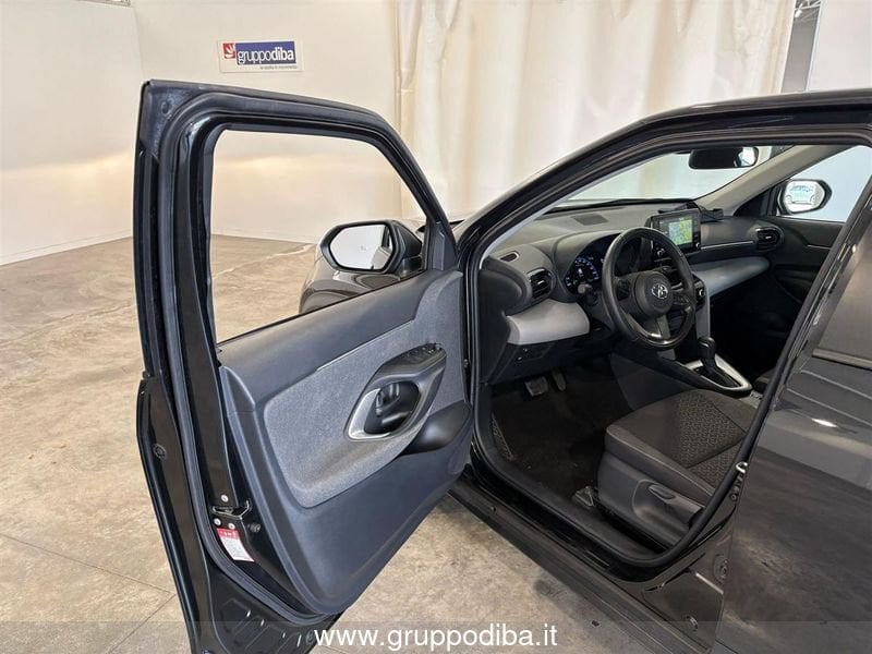 Toyota Yaris Cross Yaris Cross 1.5h Business fwd 116cv e-cvt- Gruppo Diba