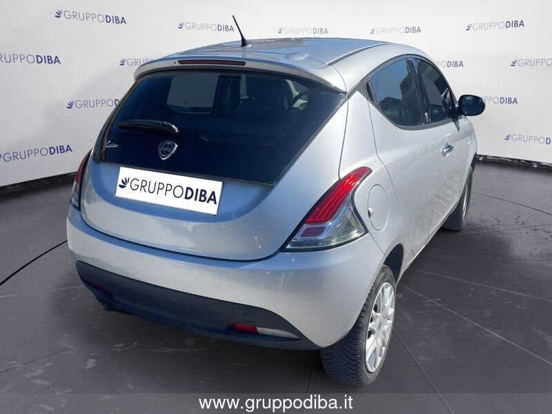 Lancia Ypsilon Ypsilon 0.9 t.air Gold ecochic metano 80cv- Gruppo Diba