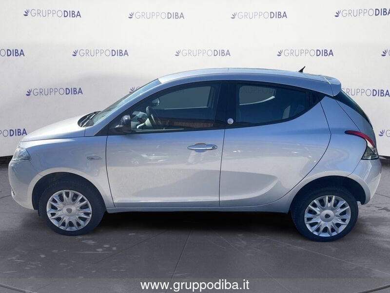 Lancia Ypsilon Ypsilon 0.9 t.air Gold ecochic metano 80cv- Gruppo Diba