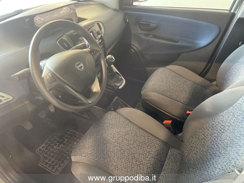 Lancia Ypsilon Ypsilon 1.0 firefly hybrid Gold s&s 70cv 5p.ti- Gruppo Diba