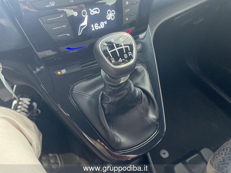 Lancia Ypsilon Ypsilon 1.0 firefly hybrid Gold s&s 70cv 5p.ti- Gruppo Diba