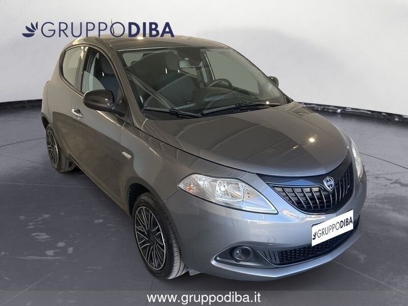 Lancia Ypsilon Ypsilon 1.0 firefly hybrid Gold s&s 70cv 5p.ti- Gruppo Diba