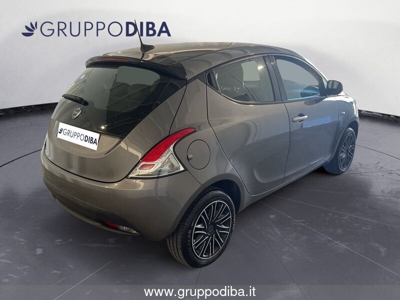 Lancia Ypsilon Ypsilon 1.0 firefly hybrid Gold s&s 70cv 5p.ti- Gruppo Diba