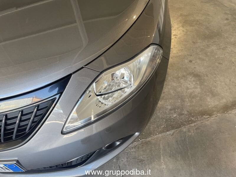 Lancia Ypsilon Ypsilon 1.0 firefly hybrid Gold s&s 70cv 5p.ti- Gruppo Diba