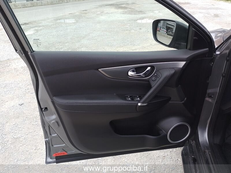 Nissan Qashqai Qashqai 1.3 dig-t Tekna 160cv c/lane assist- Gruppo Diba