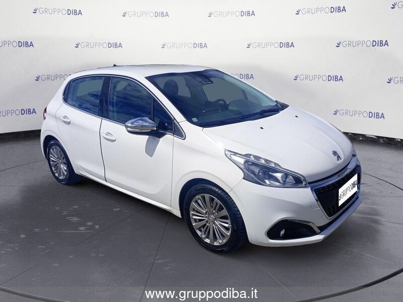 Peugeot 208 208 5p 1.2 puretech Allure s&s 82cv neopatentati- Gruppo Diba