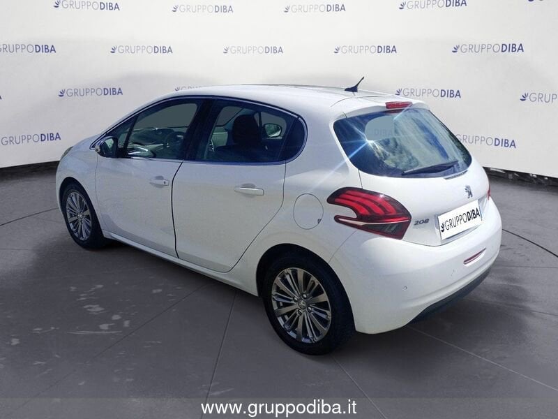 Peugeot 208 208 5p 1.2 puretech Allure s&s 82cv neopatentati- Gruppo Diba