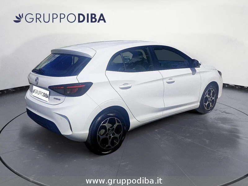 MG 3 1.5 MT COM Dover White- Gruppo Diba