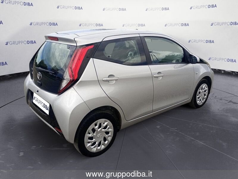 Toyota Aygo Aygo 5p 1.0 x-play 72cv- Gruppo Diba