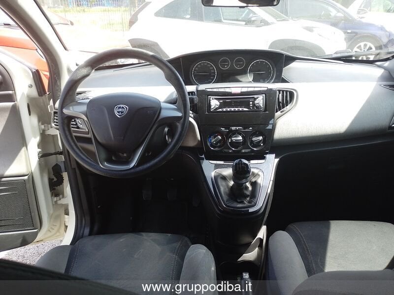 Lancia Ypsilon Ypsilon 1.2 8v Silver s&s 69cv- Gruppo Diba