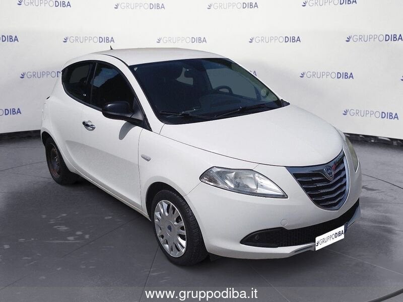 Lancia Ypsilon Ypsilon 1.2 8v Silver s&s 69cv- Gruppo Diba