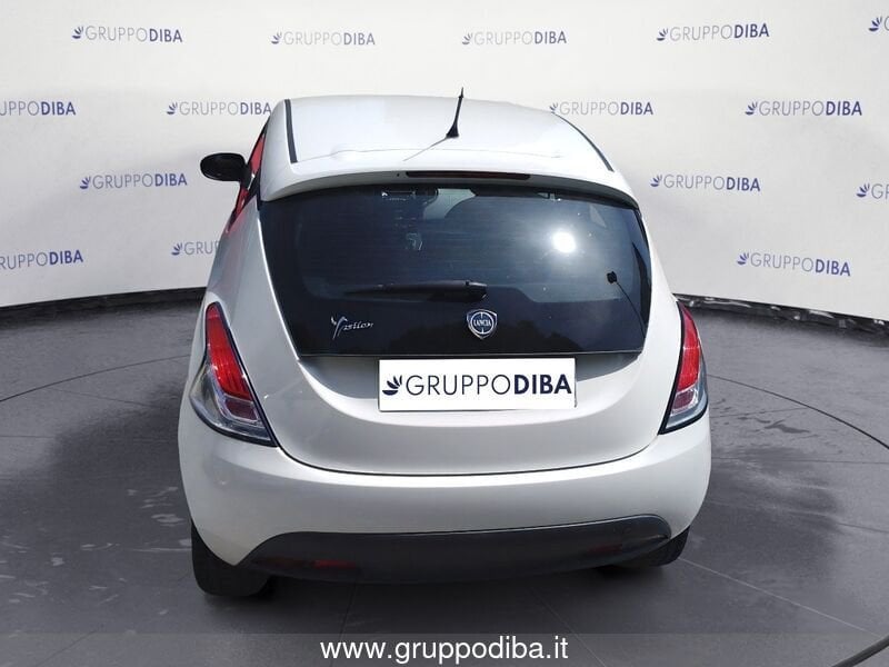 Lancia Ypsilon Ypsilon 1.2 8v Silver s&s 69cv- Gruppo Diba