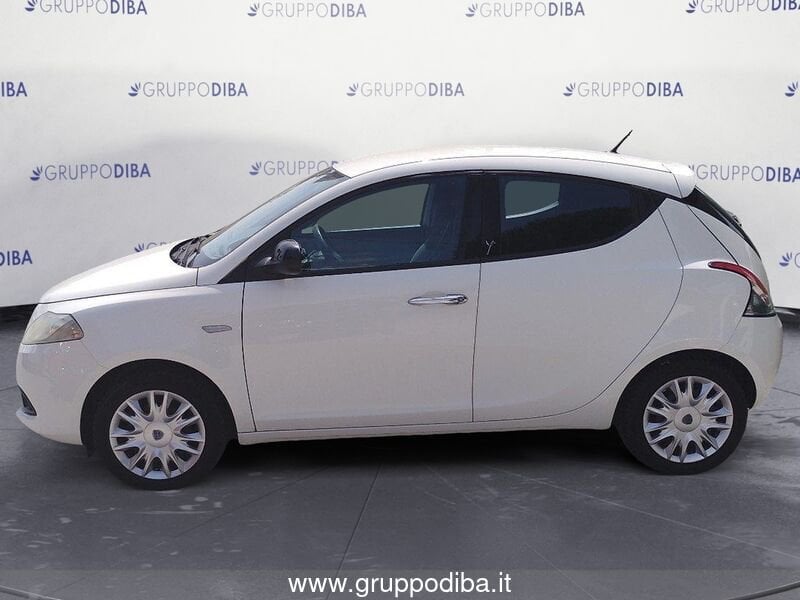 Lancia Ypsilon Ypsilon 1.2 8v Silver s&s 69cv- Gruppo Diba