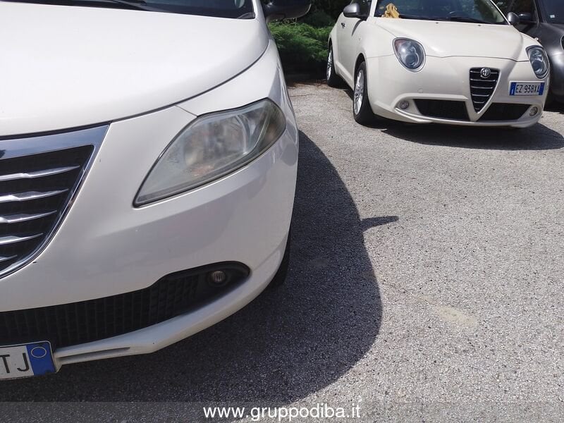 Lancia Ypsilon Ypsilon 1.2 8v Silver s&s 69cv- Gruppo Diba