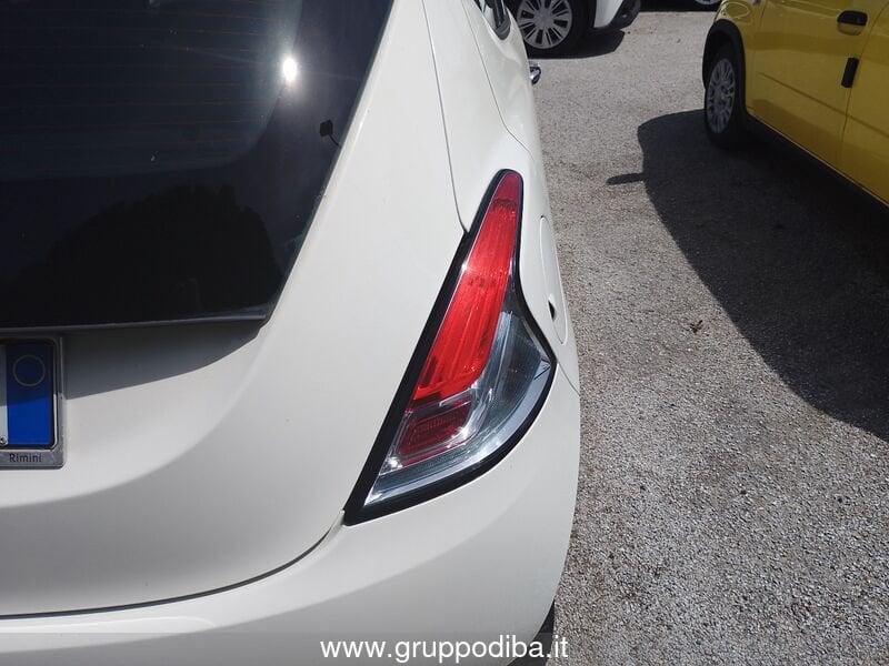 Lancia Ypsilon Ypsilon 1.2 8v Silver s&s 69cv- Gruppo Diba