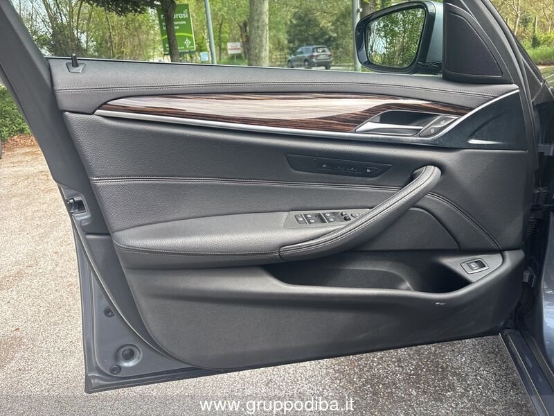 BMW Serie 5 Touring 530d Touring mhev 48V xdrive Luxury auto- Gruppo Diba