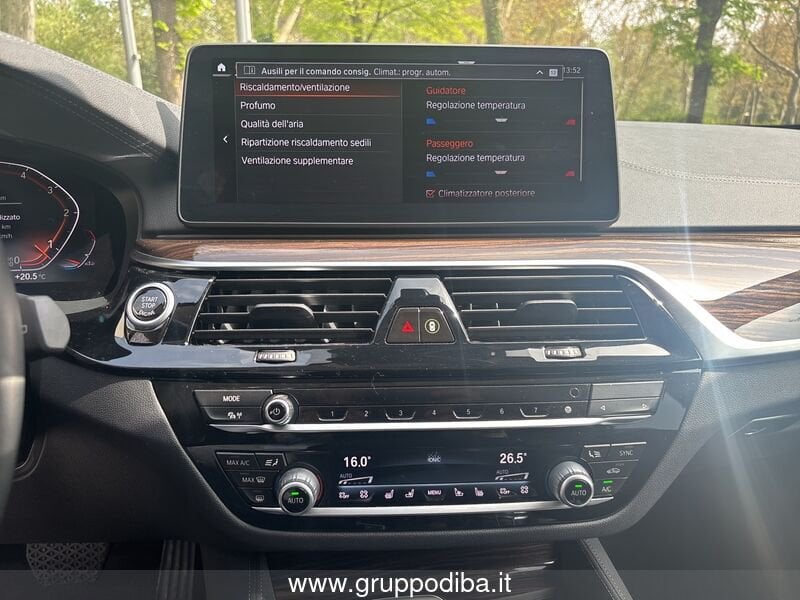 BMW Serie 5 Touring 530d Touring mhev 48V xdrive Luxury auto- Gruppo Diba
