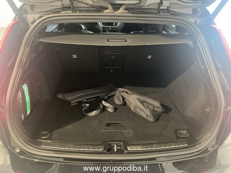 Volvo V60 V60 2.0 b4 R-Design auto- Gruppo Diba