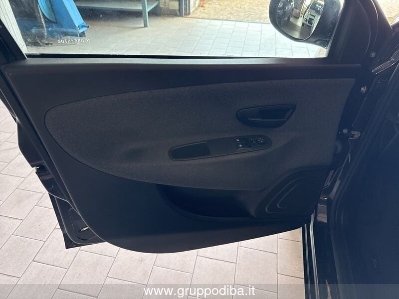 Lancia Ypsilon Ypsilon 0.9 t.air Elefantino Blu ecochic metano 70- Gruppo Diba